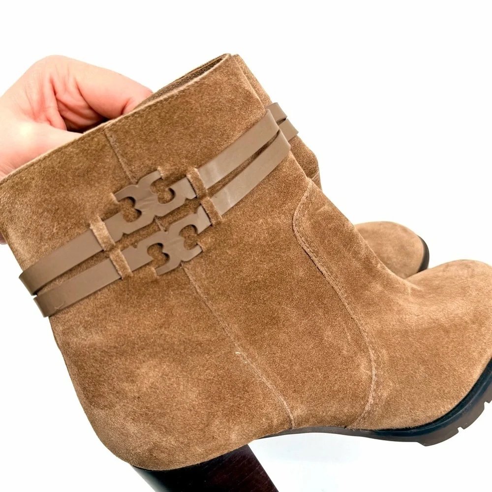 TORY BURCH Leigh 90mm Suede Lug Sole Bootie Brown River Rock